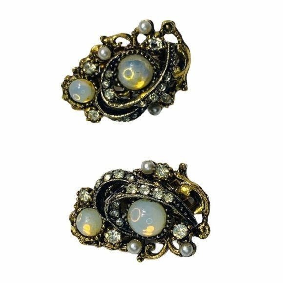 Athur Pepper ART© Jewelry - Vintage ART© Clip On Moonstone and Rhinestone Earrings Signed by Arthur Pepper